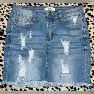 Forever 21 Denim Skirt - Size Small